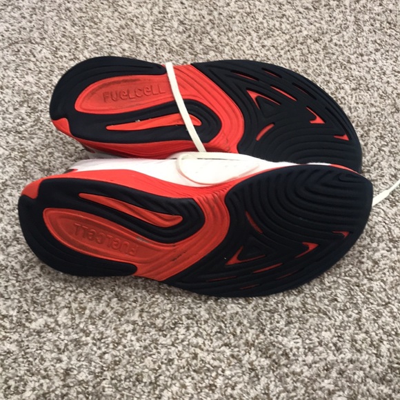 New Balance Prism v2 - Picture 4 of 6